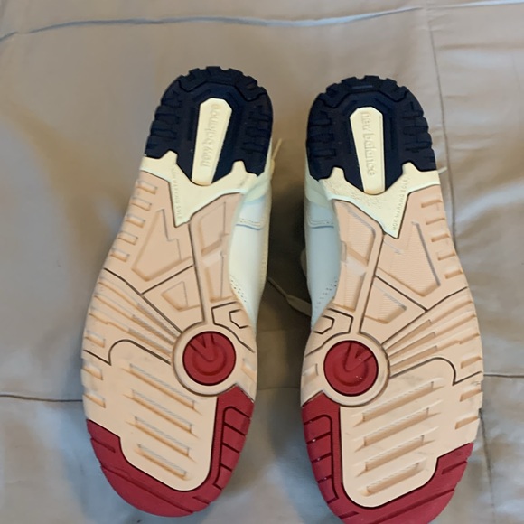 New Aime Leondoe 550 New Balance - Picture 4 of 5